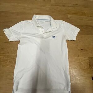Boy’s vineyard vines shirt